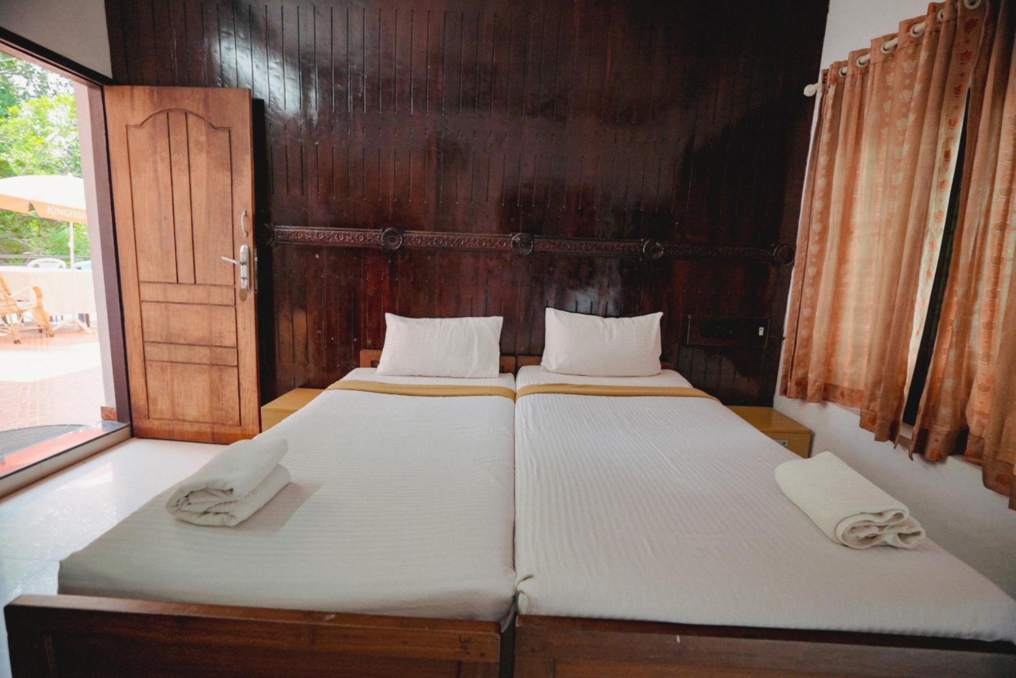 Raja Park Beach Resort Varkala Exterior foto