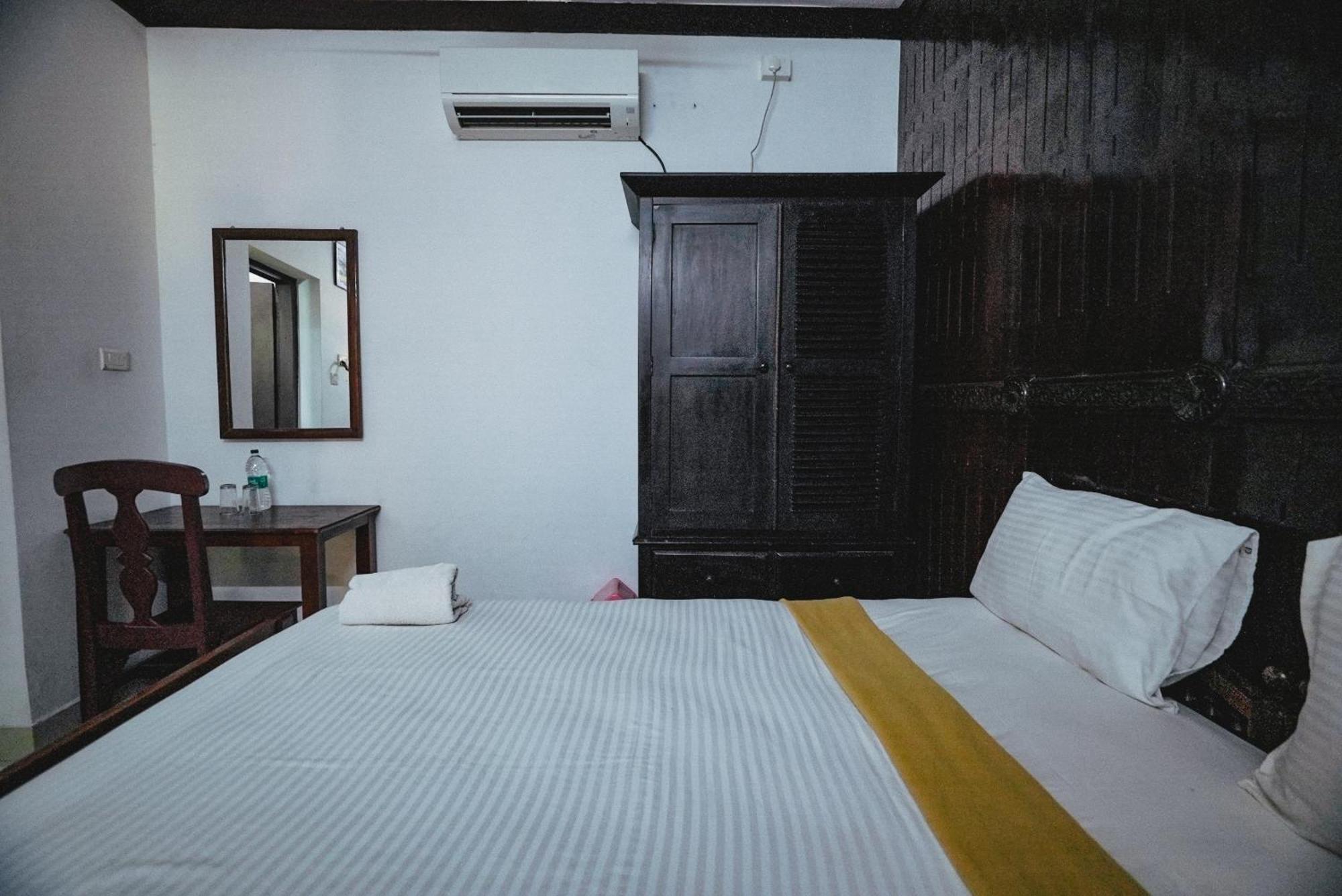 Raja Park Beach Resort Varkala Exterior foto