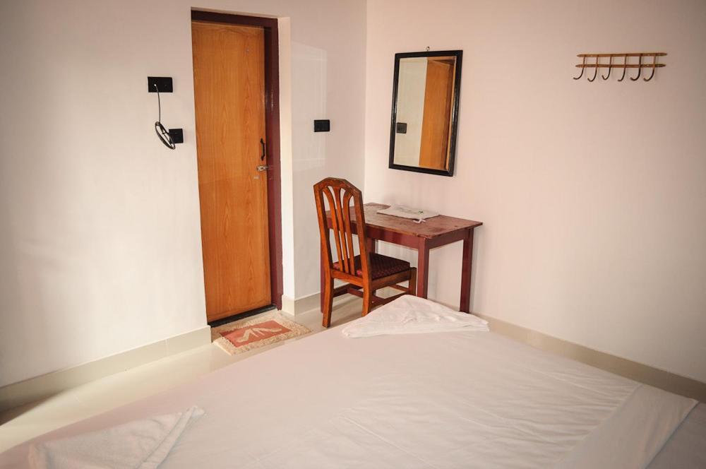 Raja Park Beach Resort Varkala Zimmer foto